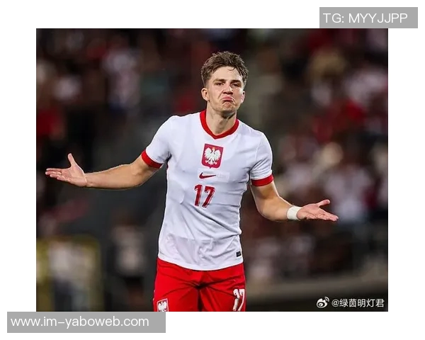 波尔图官方宣布签下17岁波兰边锋皮图谢夫斯基违约金高达6000万